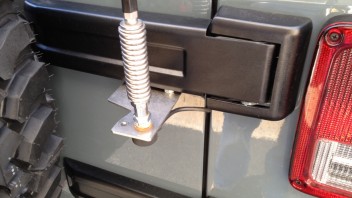 Easy DYI Jeep Wrangler JK CB Antenna Mount